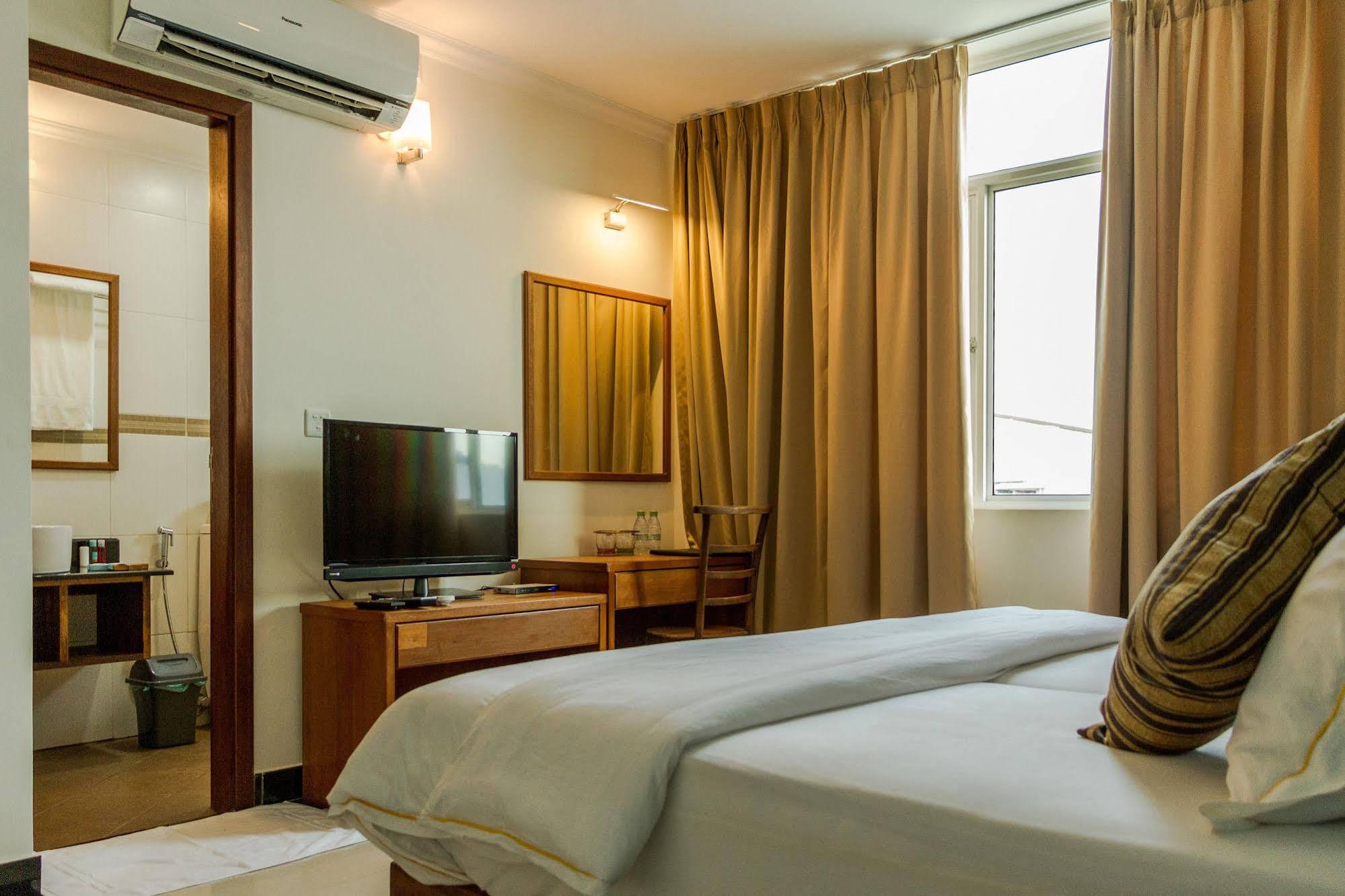 Noomoo Hulhumale Hotel Exterior photo